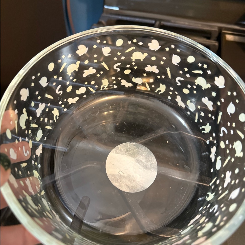 Pyrex Clear Glass Bowls with Easter design - Picture 2 of 5